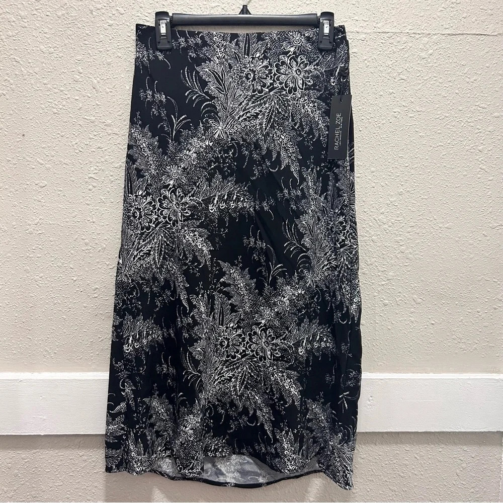 Rachel Zoe Women's Black & White Floral Print Midi Pull on Skirt NWT Size 2